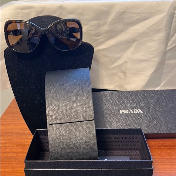 Prada Black Oversized Sunglasses - Picture 1 of 5